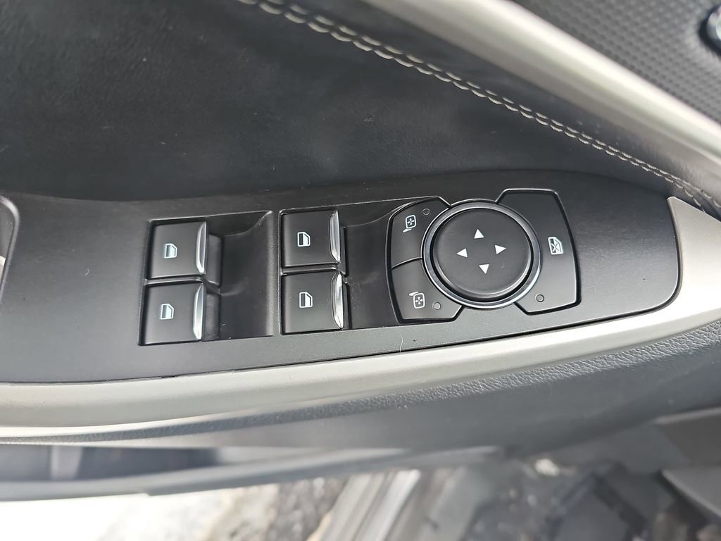 Used 2021 Ford Explorer XLT w/ Equipment Group 202A image 29