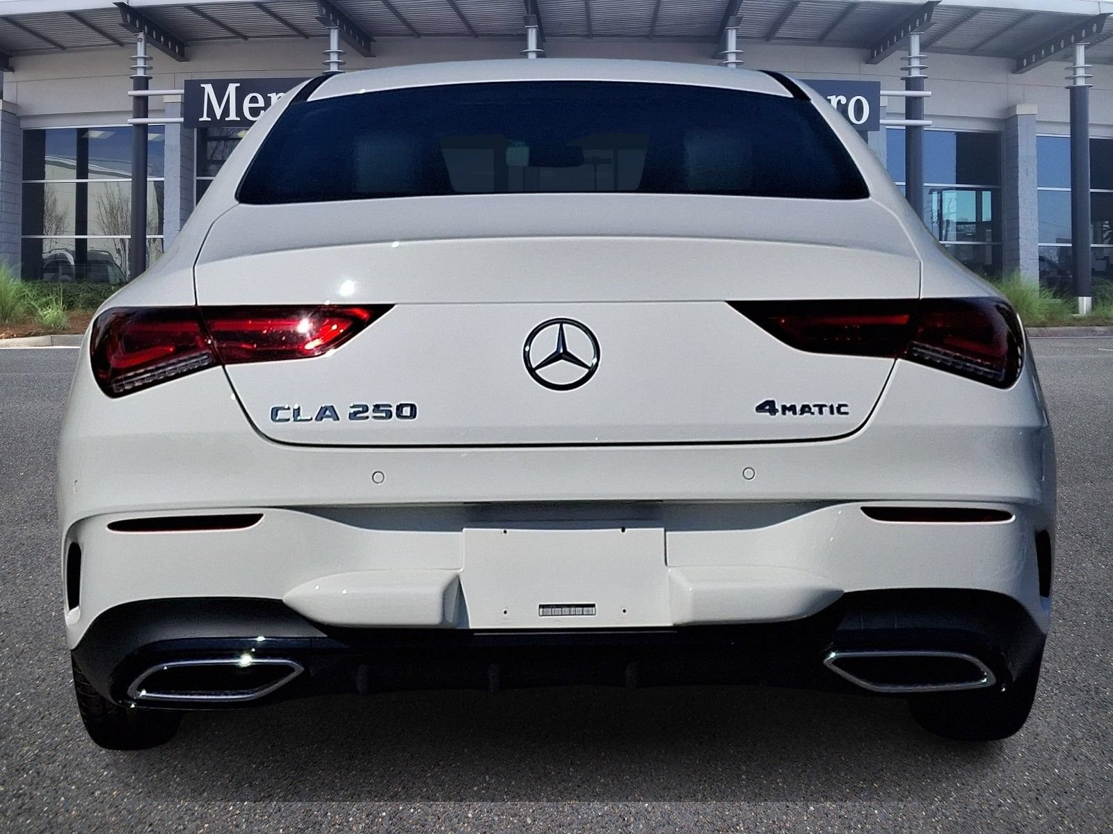 Used 2023 Mercedes-Benz CLA 250 4MATIC image 6