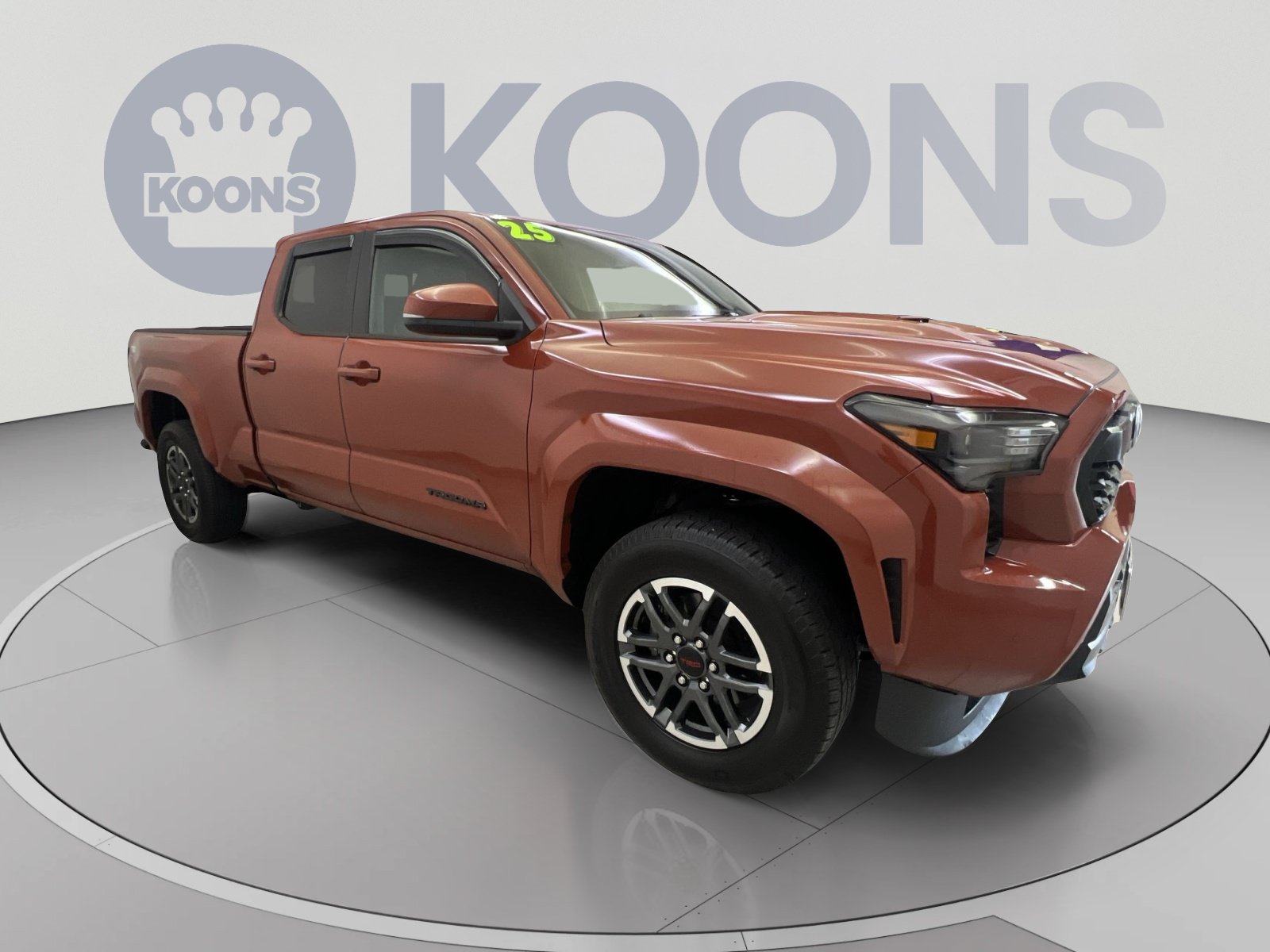 Used 2025 Toyota Tacoma TRD Sport w/ TRD Sport Upgrade Package AWD/4WD image 10