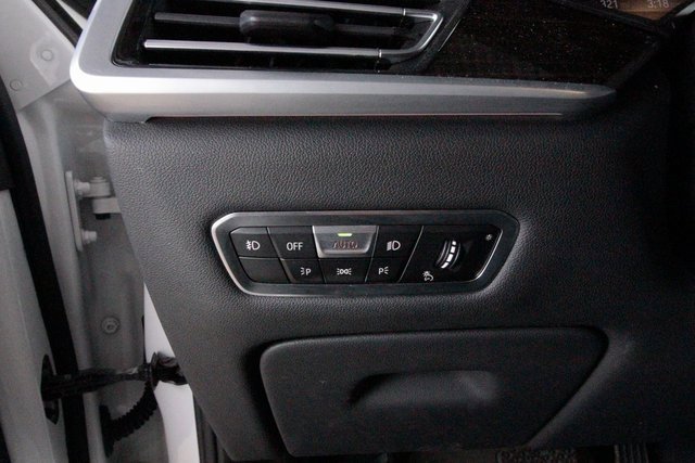 Used 2020 BMW X7 xDrive40i w/ Cold Weather Package image 23