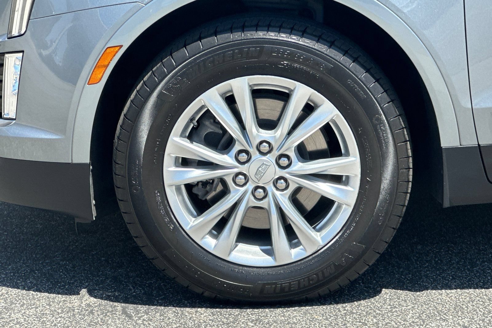 Certified 2023 Cadillac XT5 Luxury FWD image 37