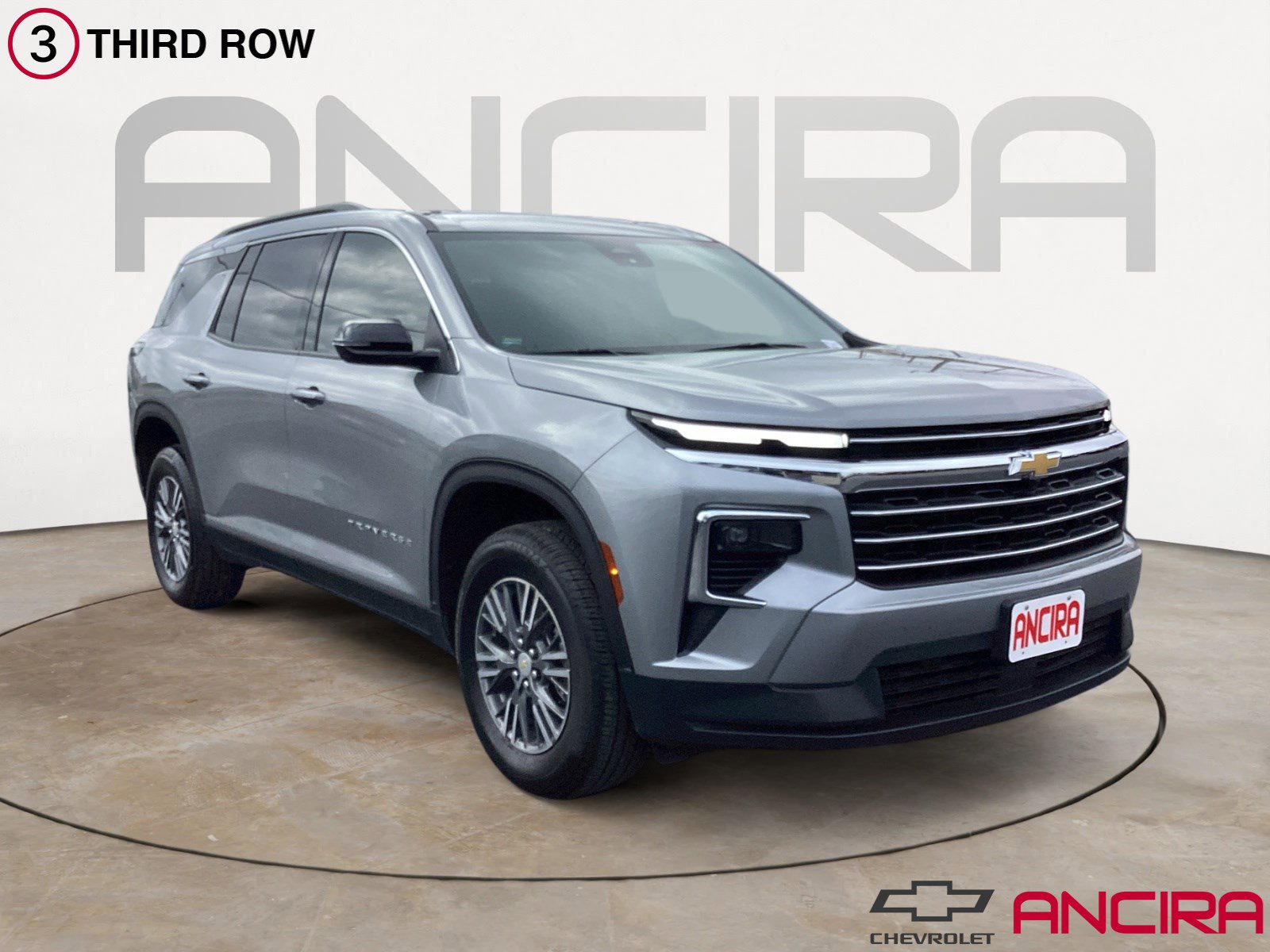 Used 2025 Chevrolet Traverse LT FWD video 1