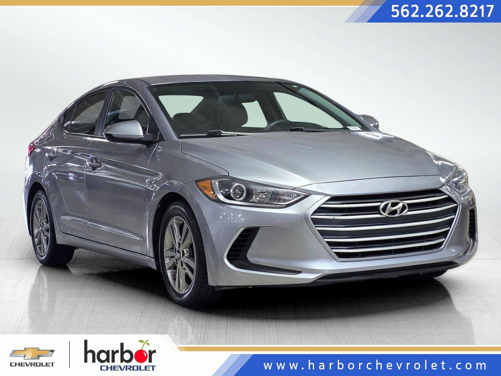 Used 2017 Hyundai Elantra SE FWD image 1