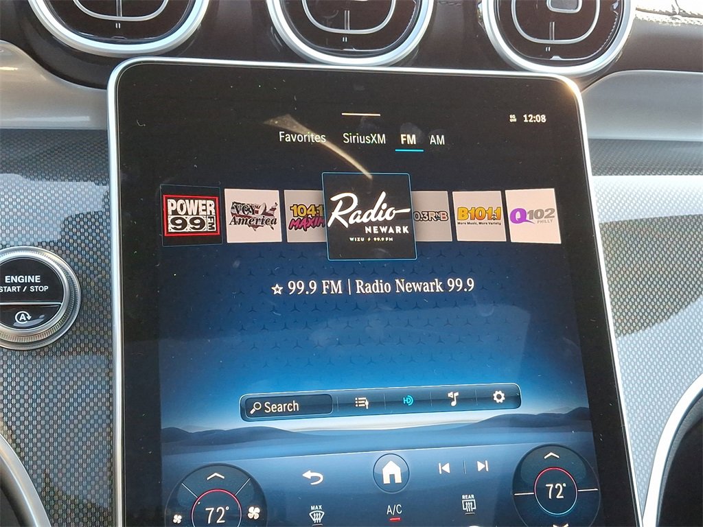 Used 2025 Mercedes-Benz GLC 300 4MATIC image 12