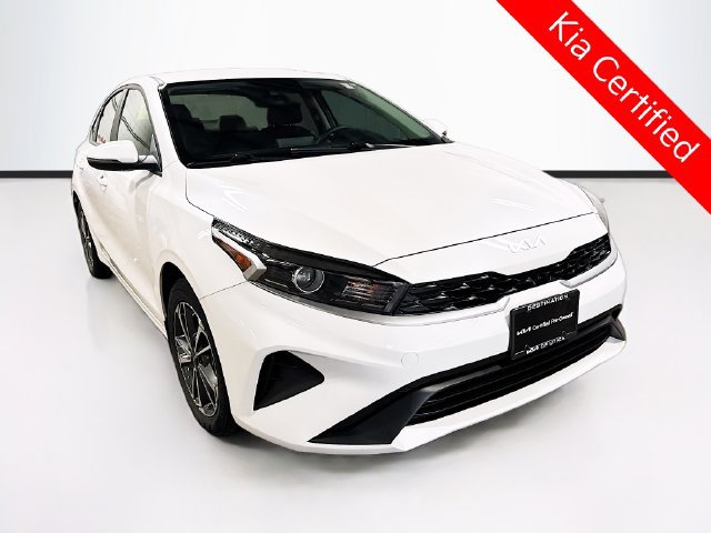 Certified 2023 Kia Forte LXS w/ LXS Technology Package FWD image 1