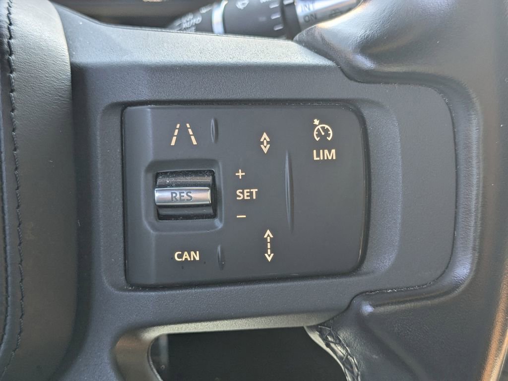 Used 2021 Land Rover Defender 110 X image 13