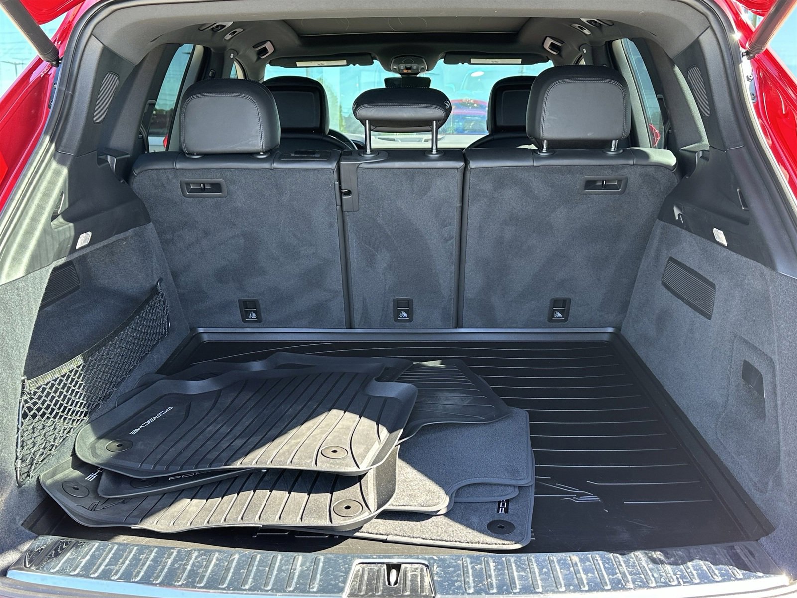 Certified 2024 Porsche Cayenne image 18