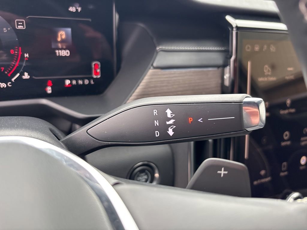 Used 2025 GMC Acadia Denali image 51