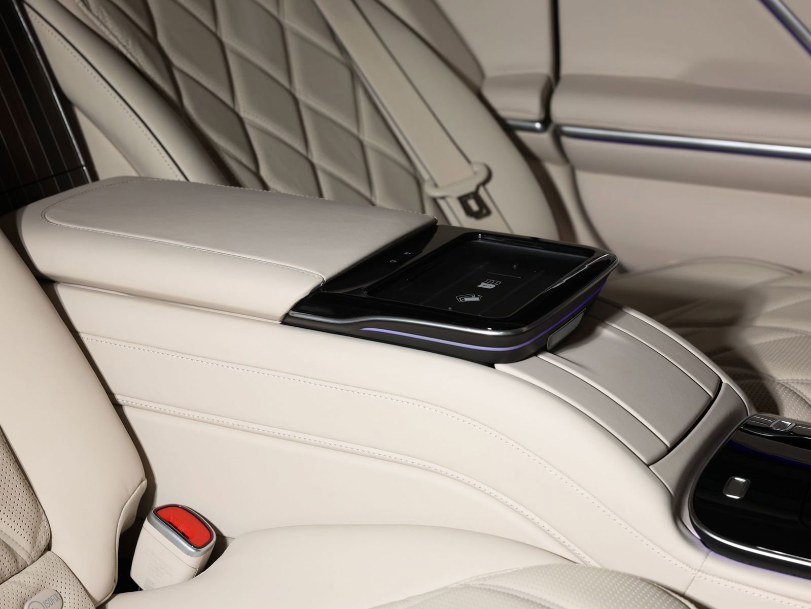 Used 2024 Mercedes-Benz Maybach S 580 4MATIC image 55