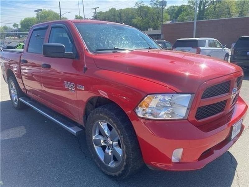 Used 2019 RAM 1500 Express w/ Express Value Package AWD/4WD image 43