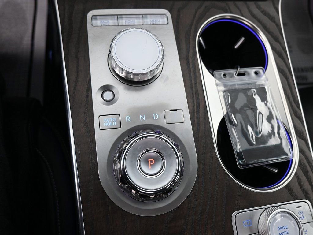 Used 2025 Genesis GV80 2.5T Advanced image 17