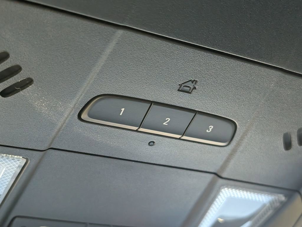 Used 2023 Chevrolet Blazer Premier image 38