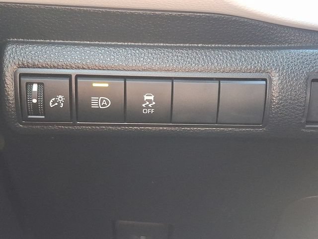 Used 2025 Toyota Corolla SE FWD image 22