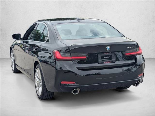 Certified 2025 BMW 330i Sedan w/ Convenience Package image 8