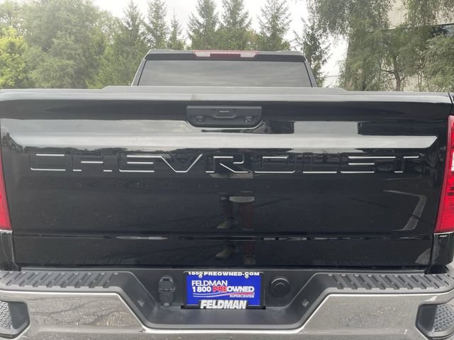 Used 2025 Chevrolet Silverado 1500 LT AWD/4WD image 32