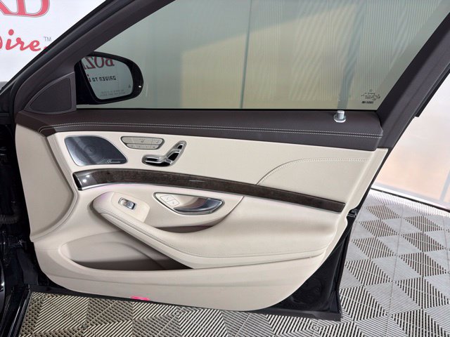 Used 2020 Mercedes-Benz S 450 Sedan image 33