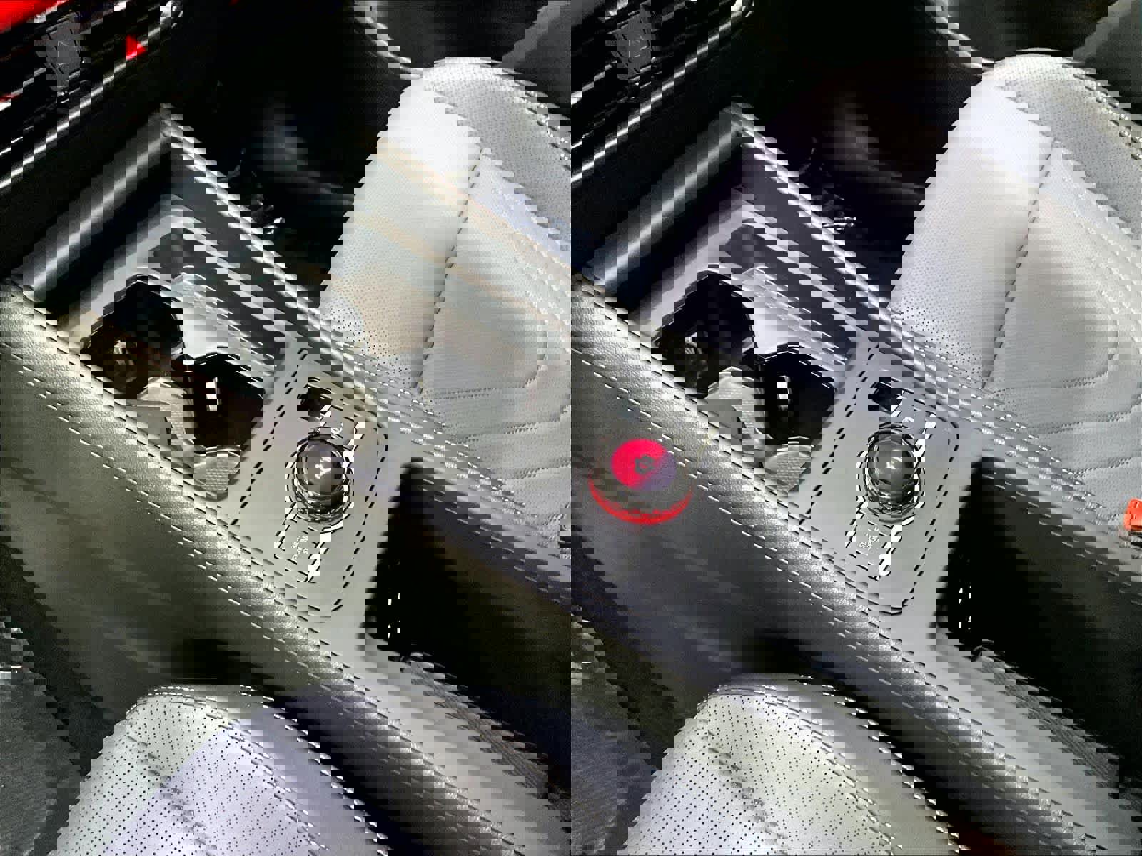 Used 2025 Volkswagen Tiguan SE image 20