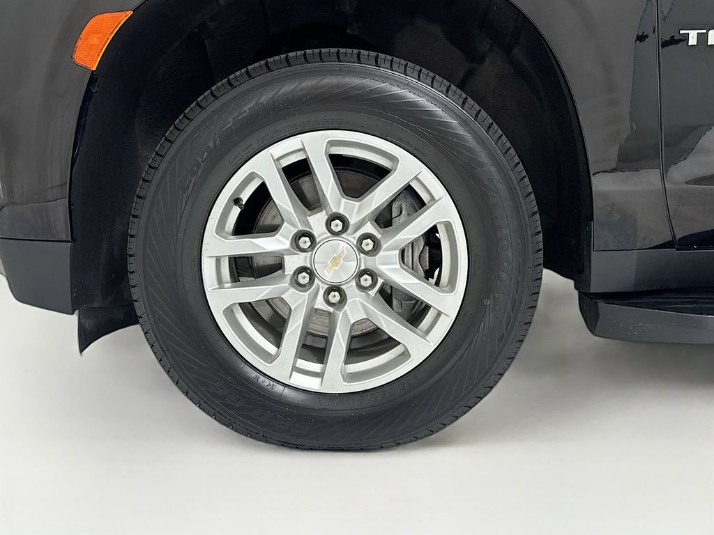 Used 2023 Chevrolet Tahoe LS image 28