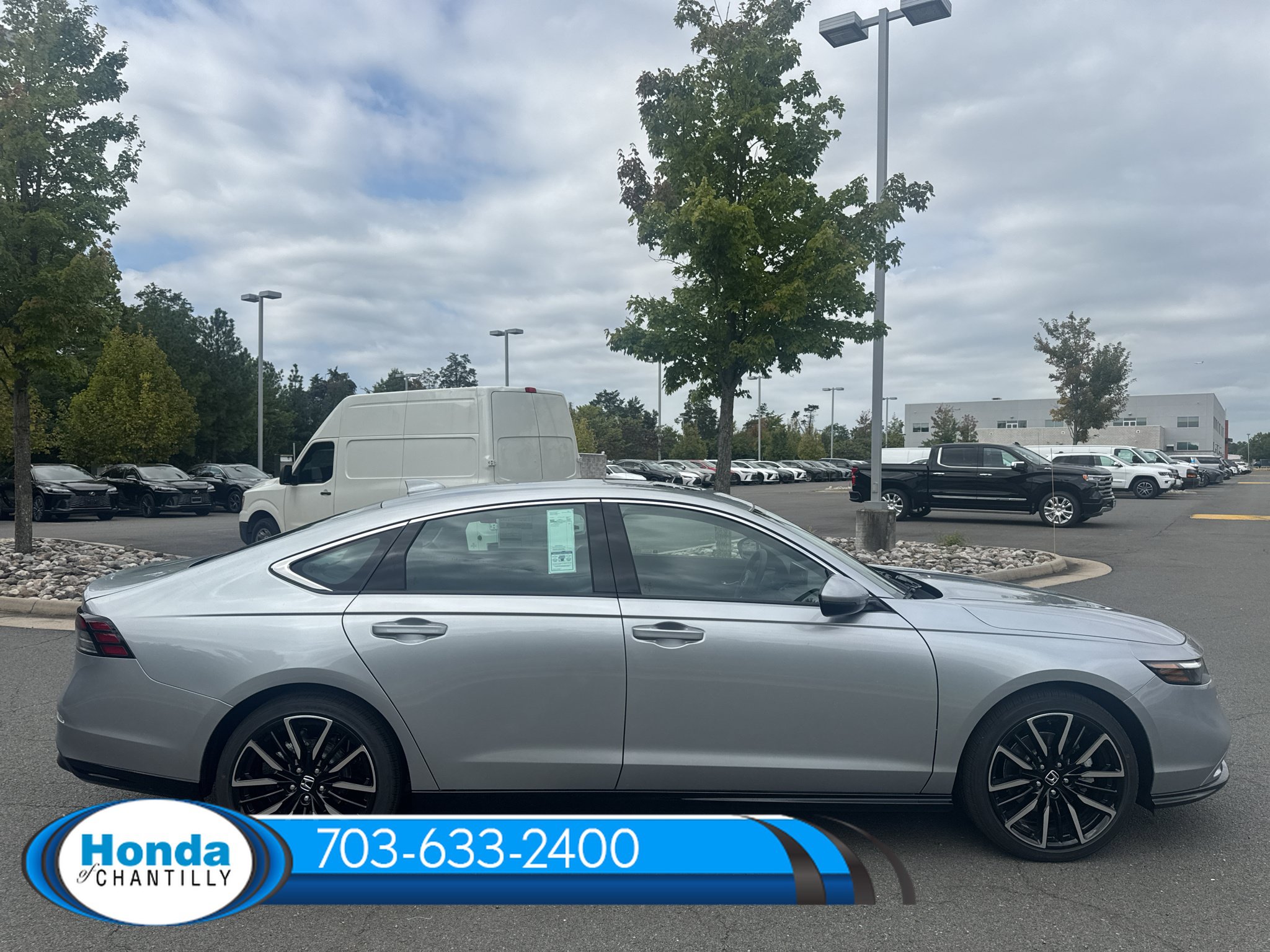 New 2026 Honda Accord Hybrid Touring image 8