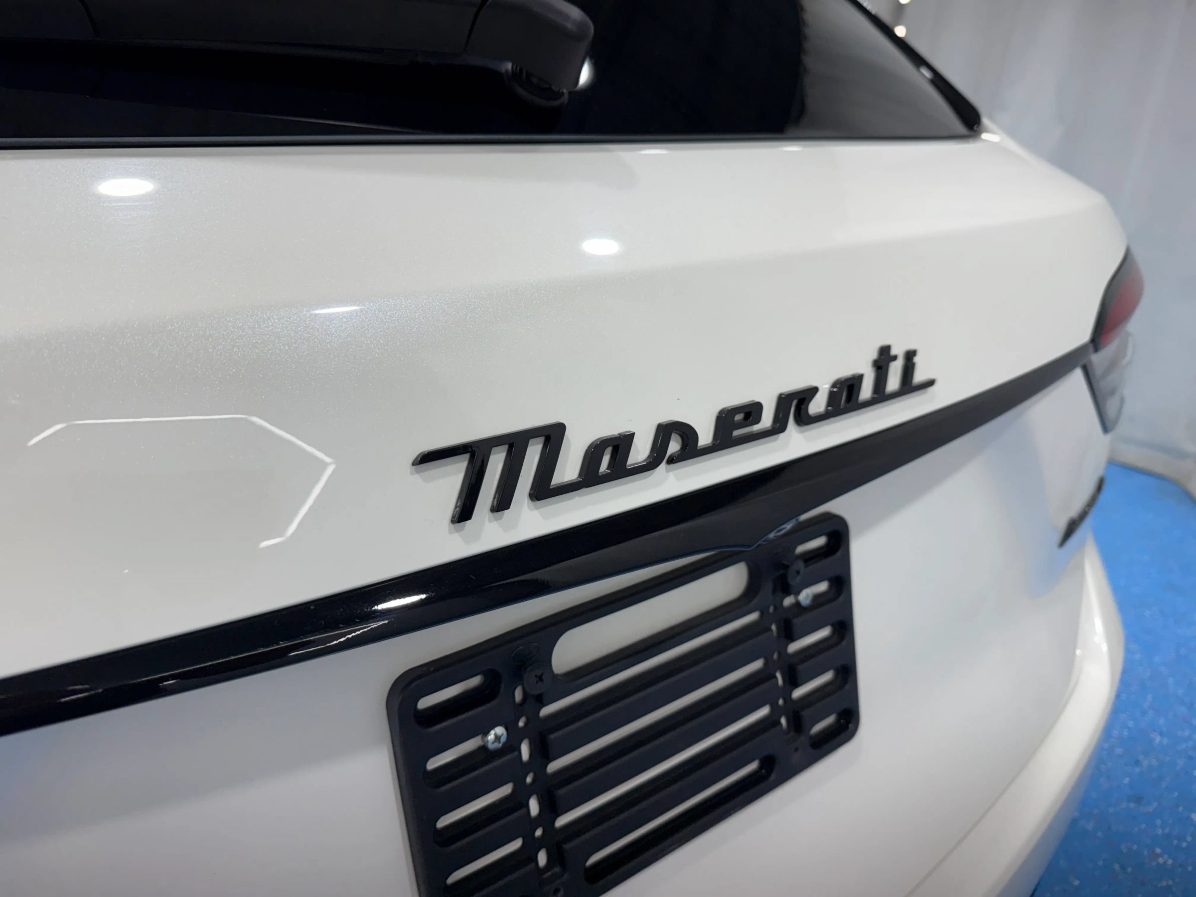 Used 2021 Maserati Levante Trofeo AWD/4WD image 35