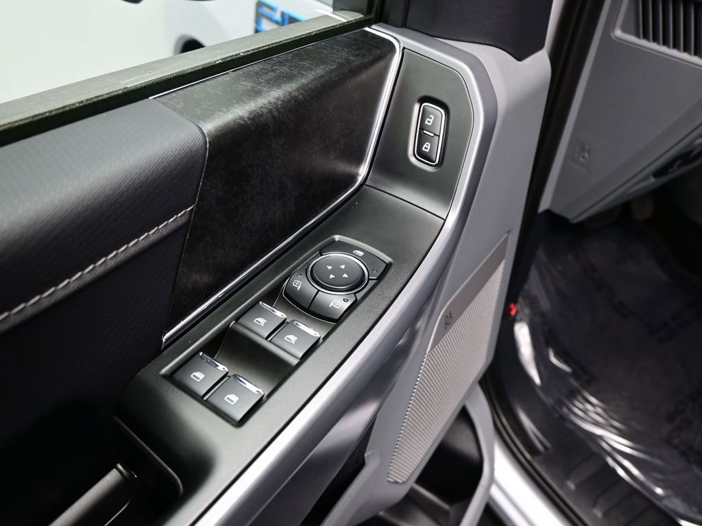 Used 2025 Ford F150 Lightning Flash AWD/4WD image 11