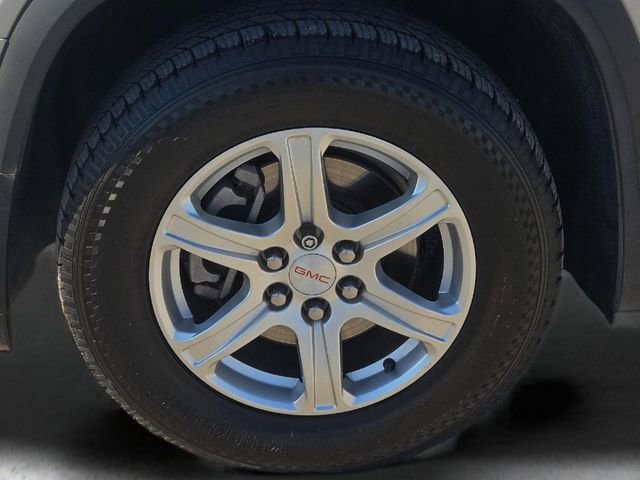 Used 2019 GMC Acadia SLE w/ LPO, Floor Liner Package FWD image 7