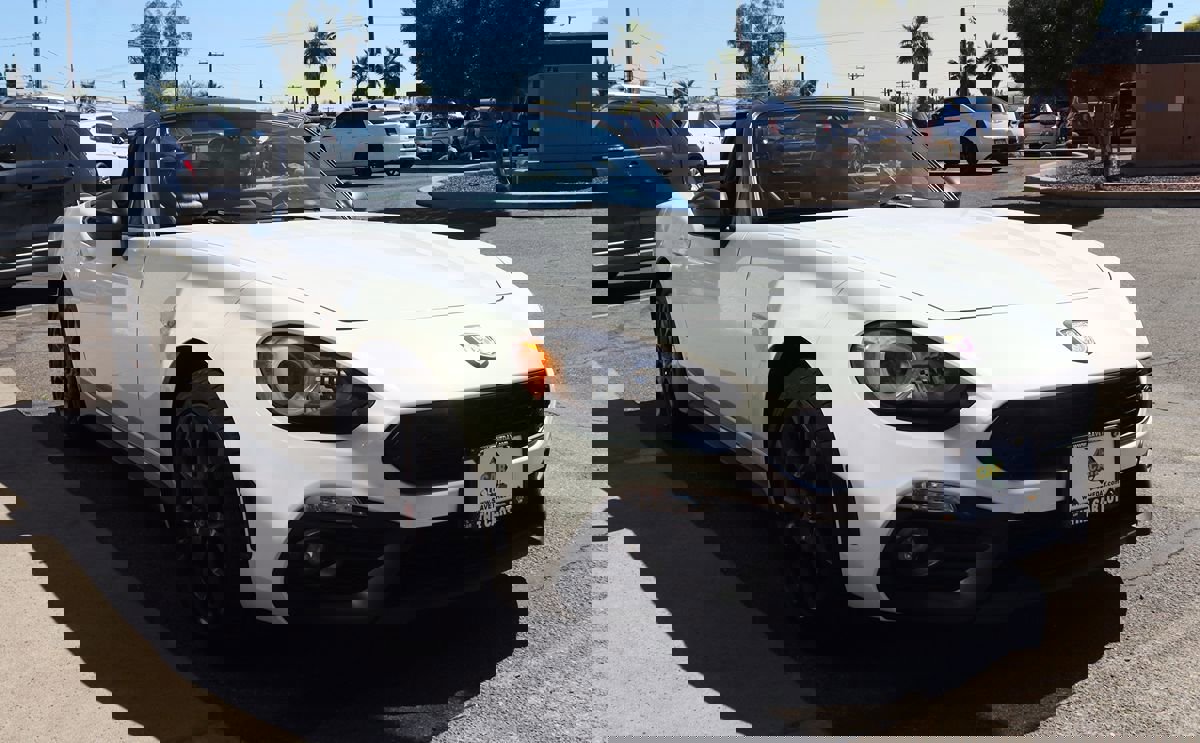 Used 2017 FIAT 124 Spider Abarth image 19