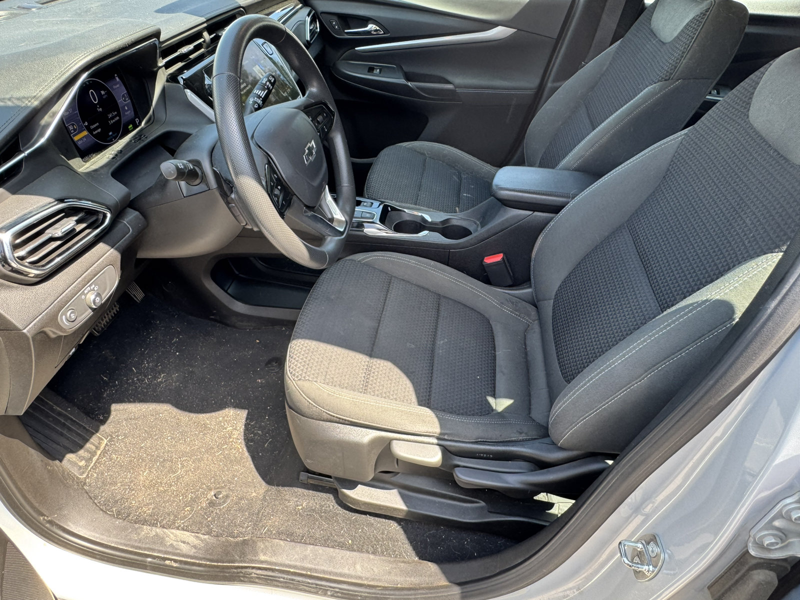 Used 2023 Chevrolet Bolt EUV LT FWD image 9