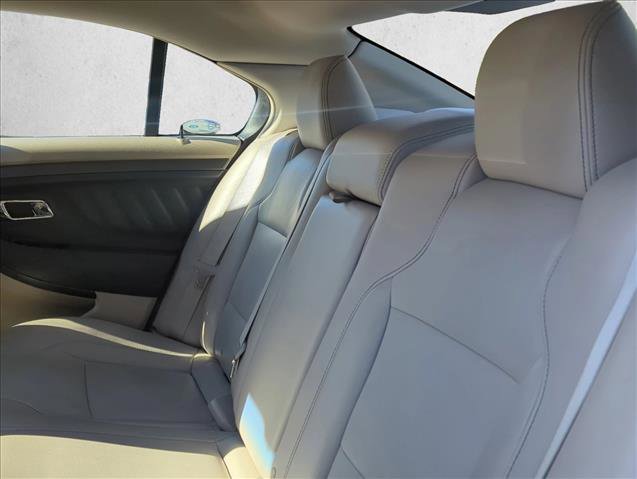 Used 2012 Ford Taurus SEL image 16