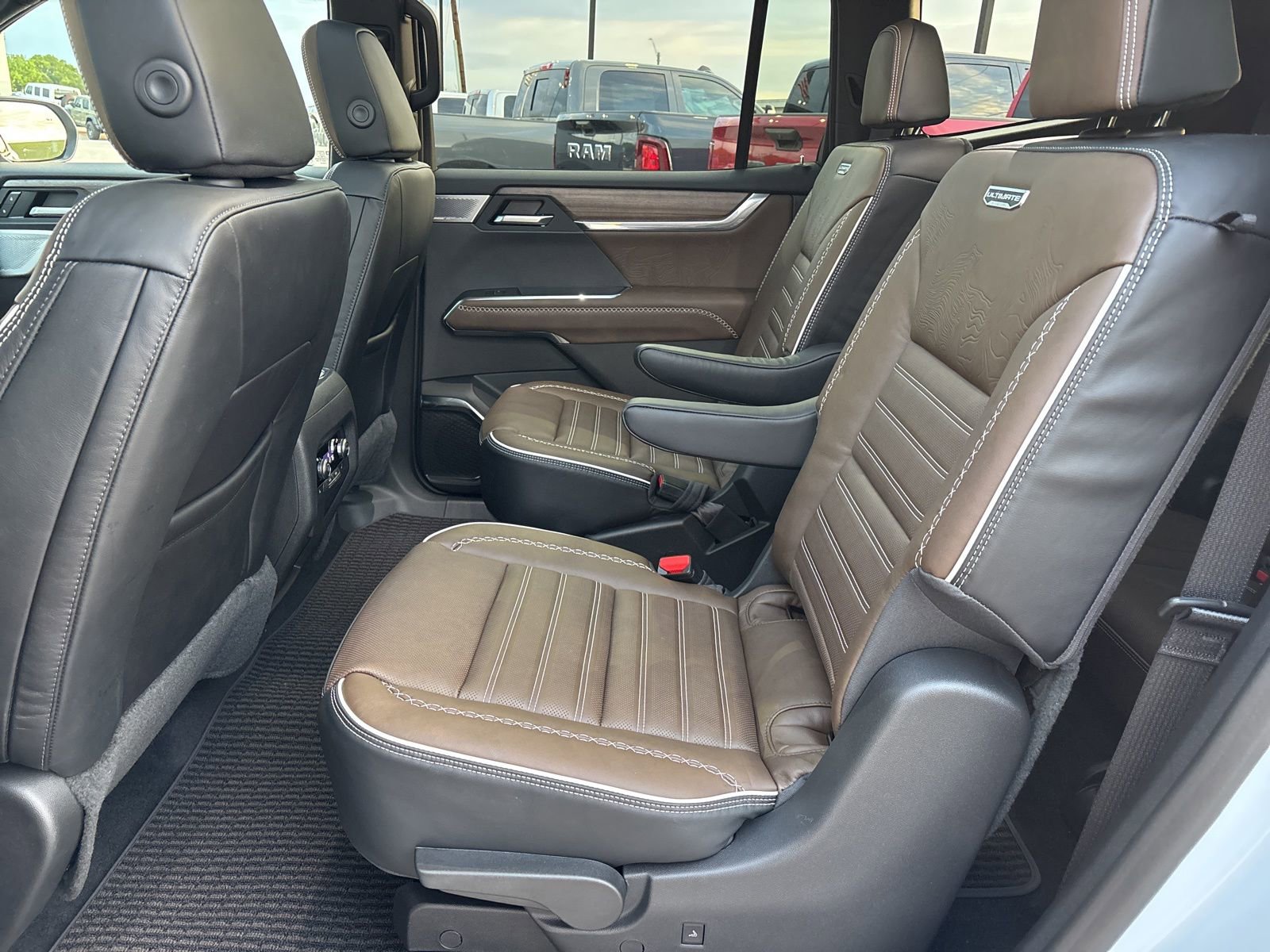 New 2026 GMC Acadia Denali Ultimate AWD/4WD image 18