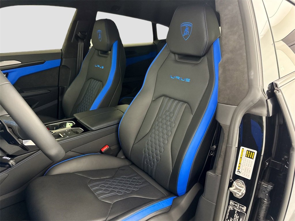 Used 2024 Lamborghini Urus S image 22