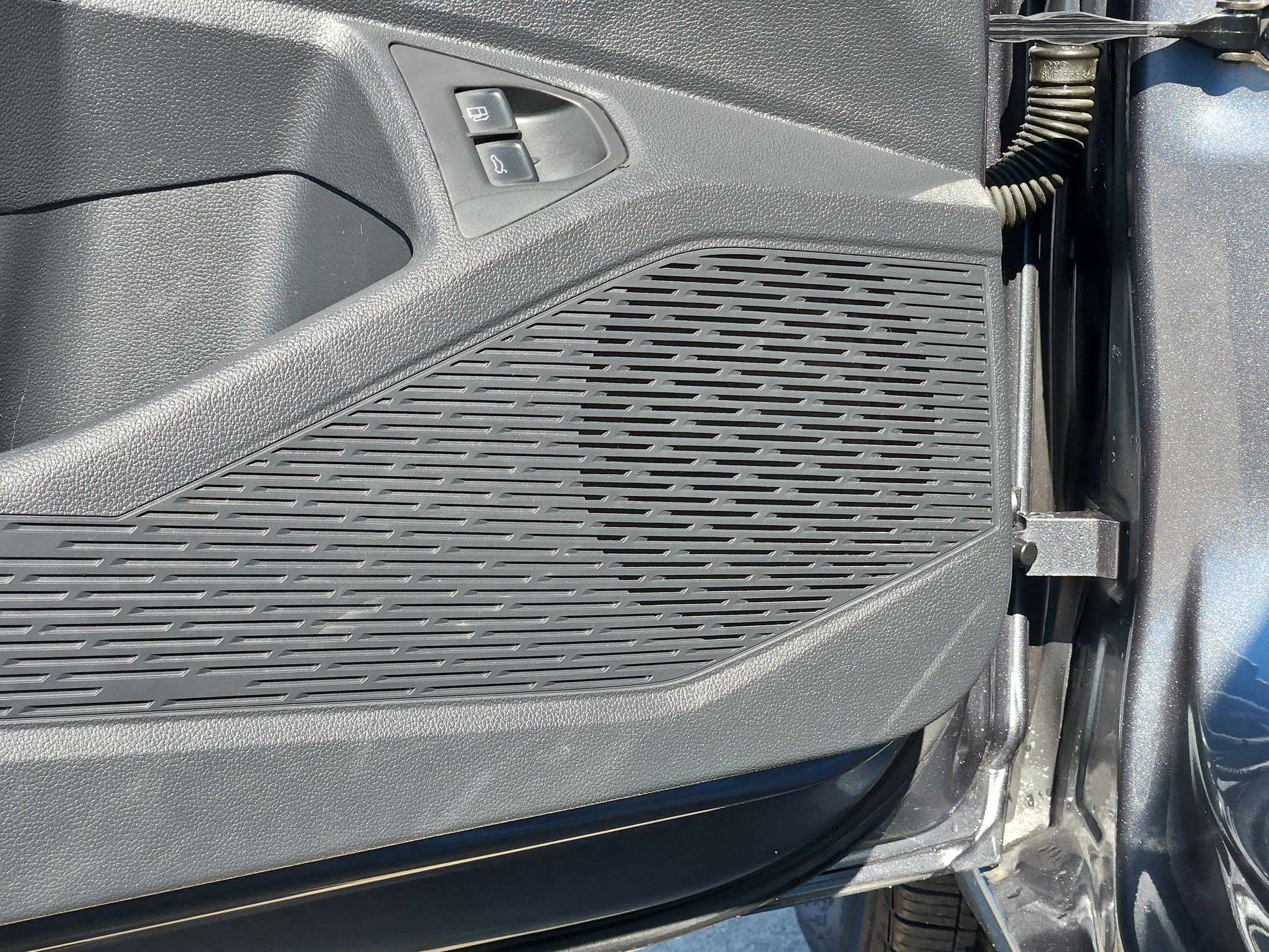 Used 2024 Volkswagen Jetta SE image 15