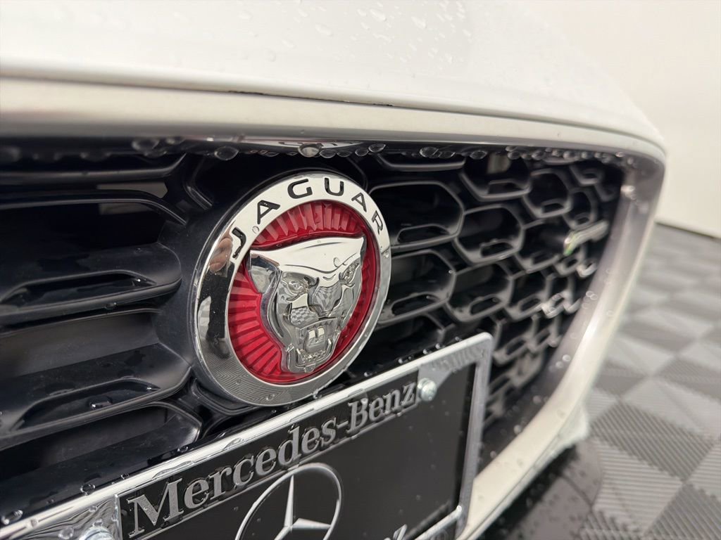 Used 2021 Jaguar F-TYPE R-Dynamic image 14