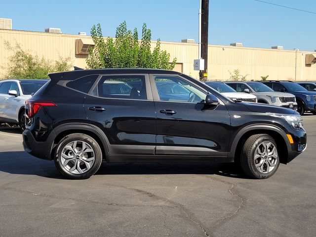 Certified 2026 Kia Seltos LX FWD image 5