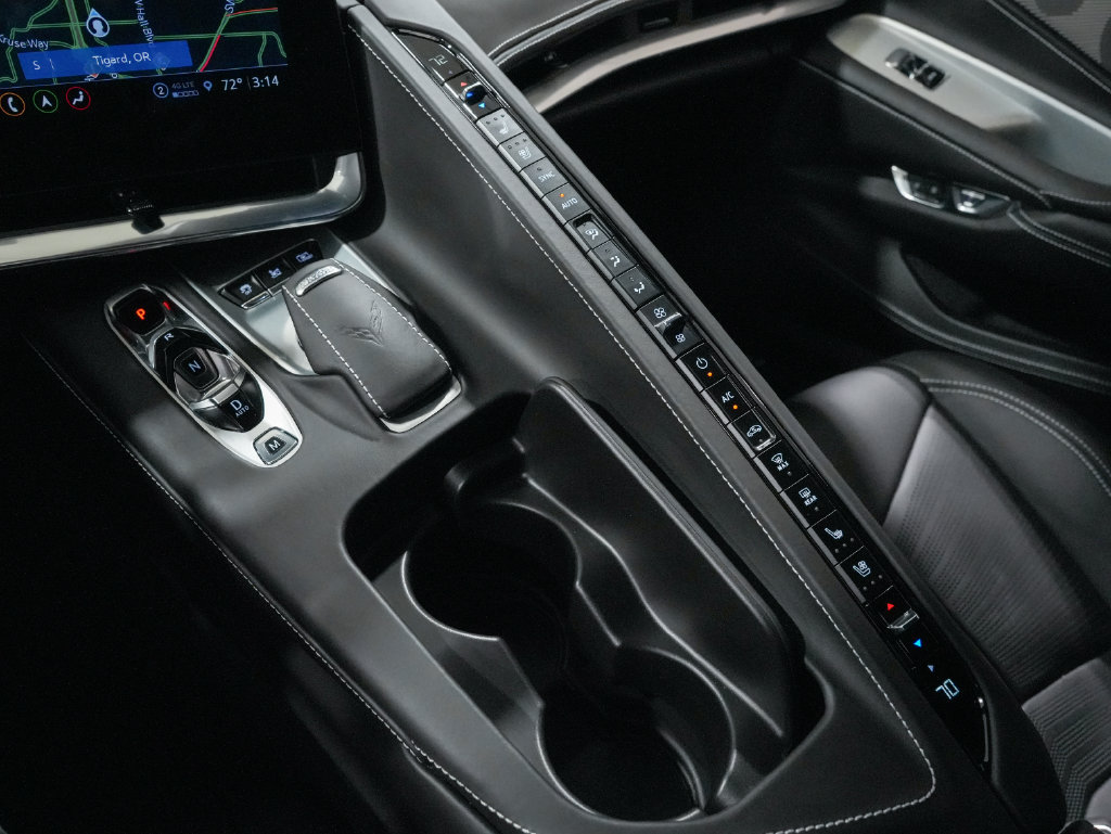 Used 2023 Chevrolet Corvette Z06 RWD image 17