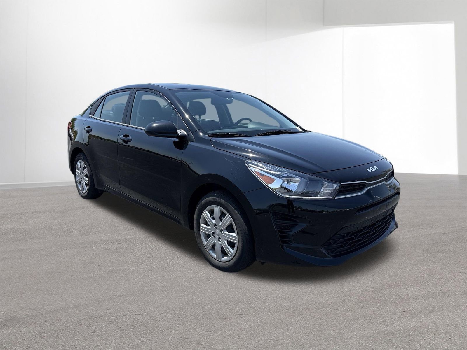 Used 2023 Kia Rio S FWD image 2