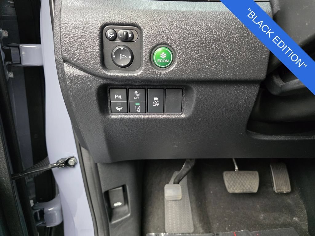 Used 2025 Honda Passport Black Edition image 26