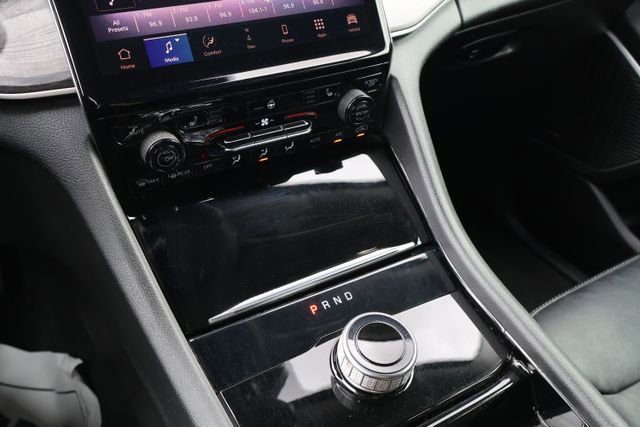 Used 2022 Jeep Grand Cherokee L Limited RWD image 15