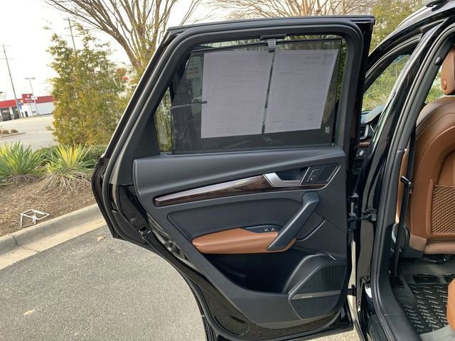 Used 2019 Audi Q5 2.0T Premium Plus w/ Premium Plus Package image 15