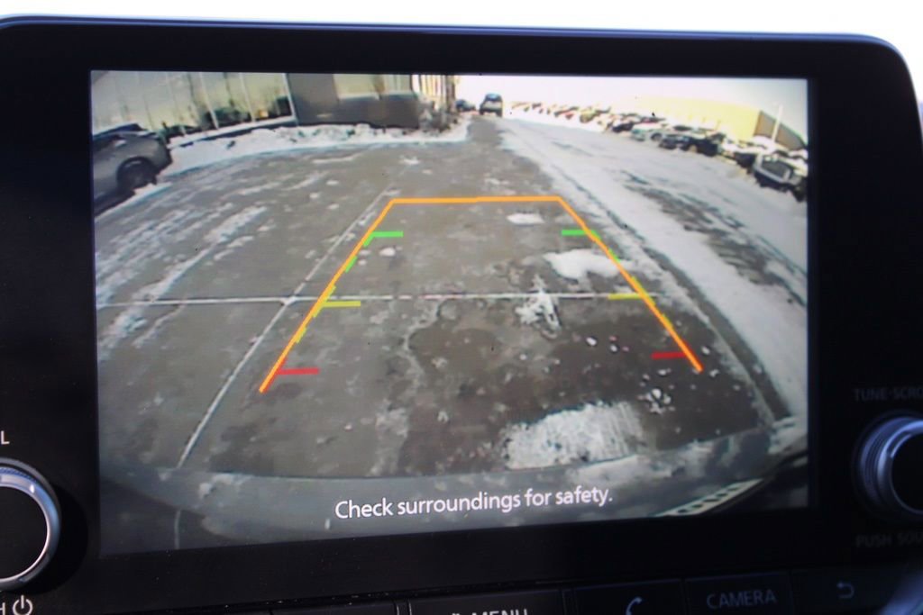 Used 2025 Nissan Sentra SV image 35