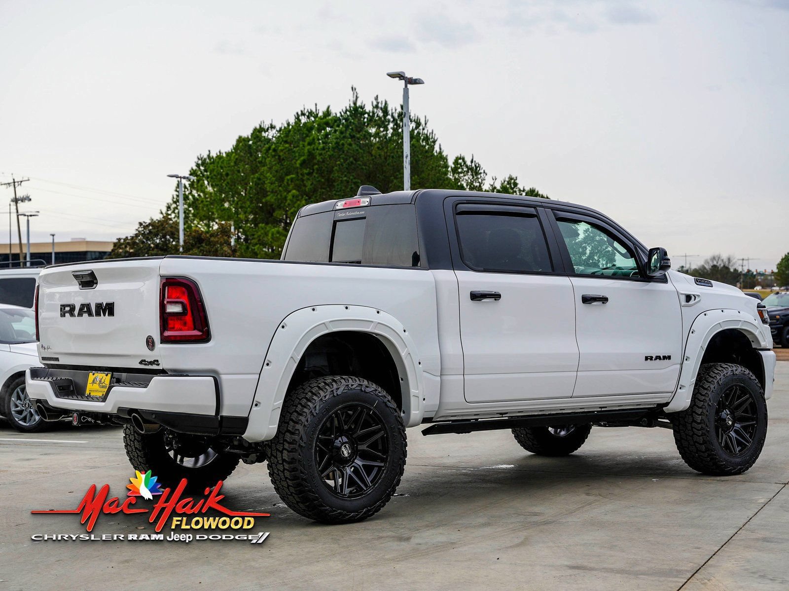New 2026 RAM 1500 Big Horn AWD/4WD image 9