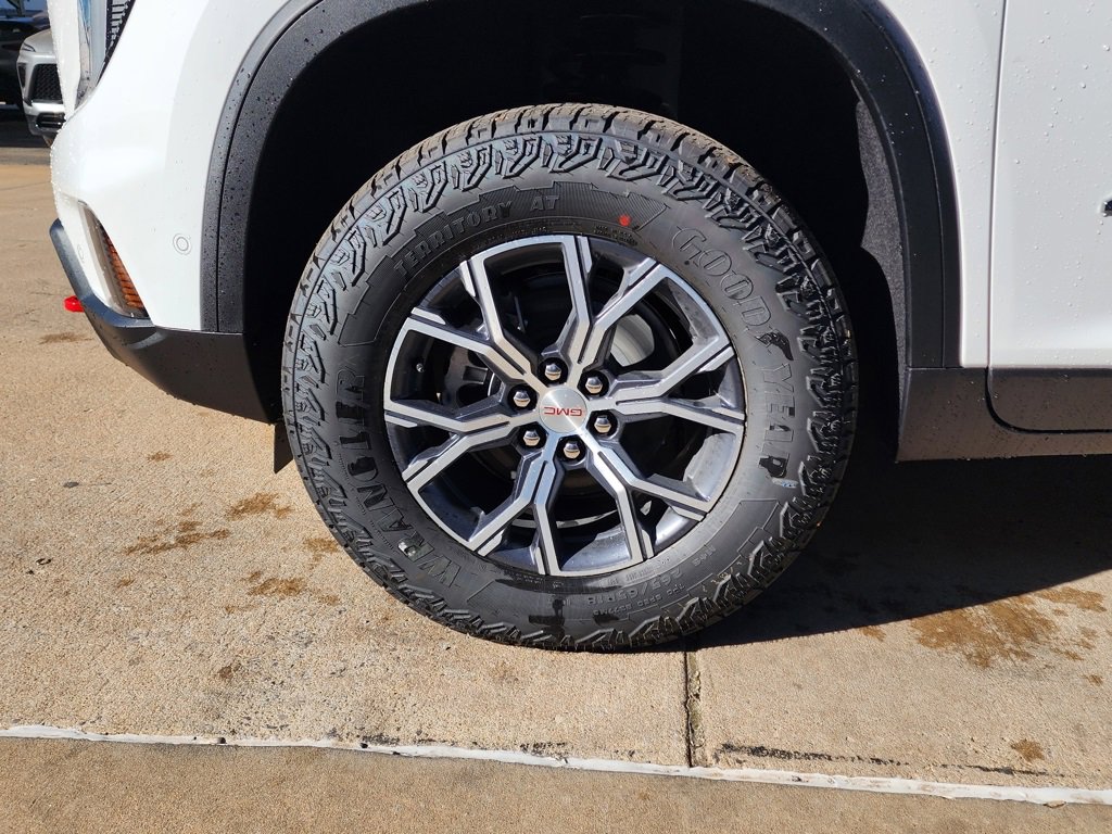 New 2026 GMC Acadia AT4 image 59