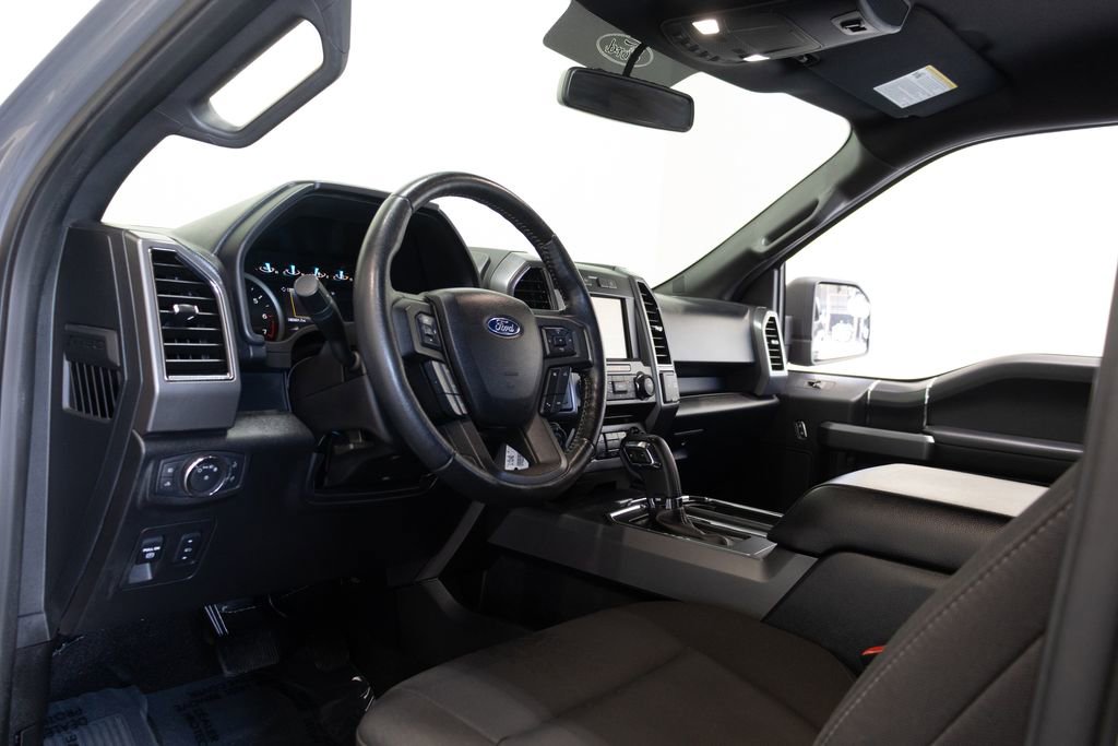 Used 2018 Ford F150 XLT w/ Equipment Group 302A Luxury AWD/4WD image 19