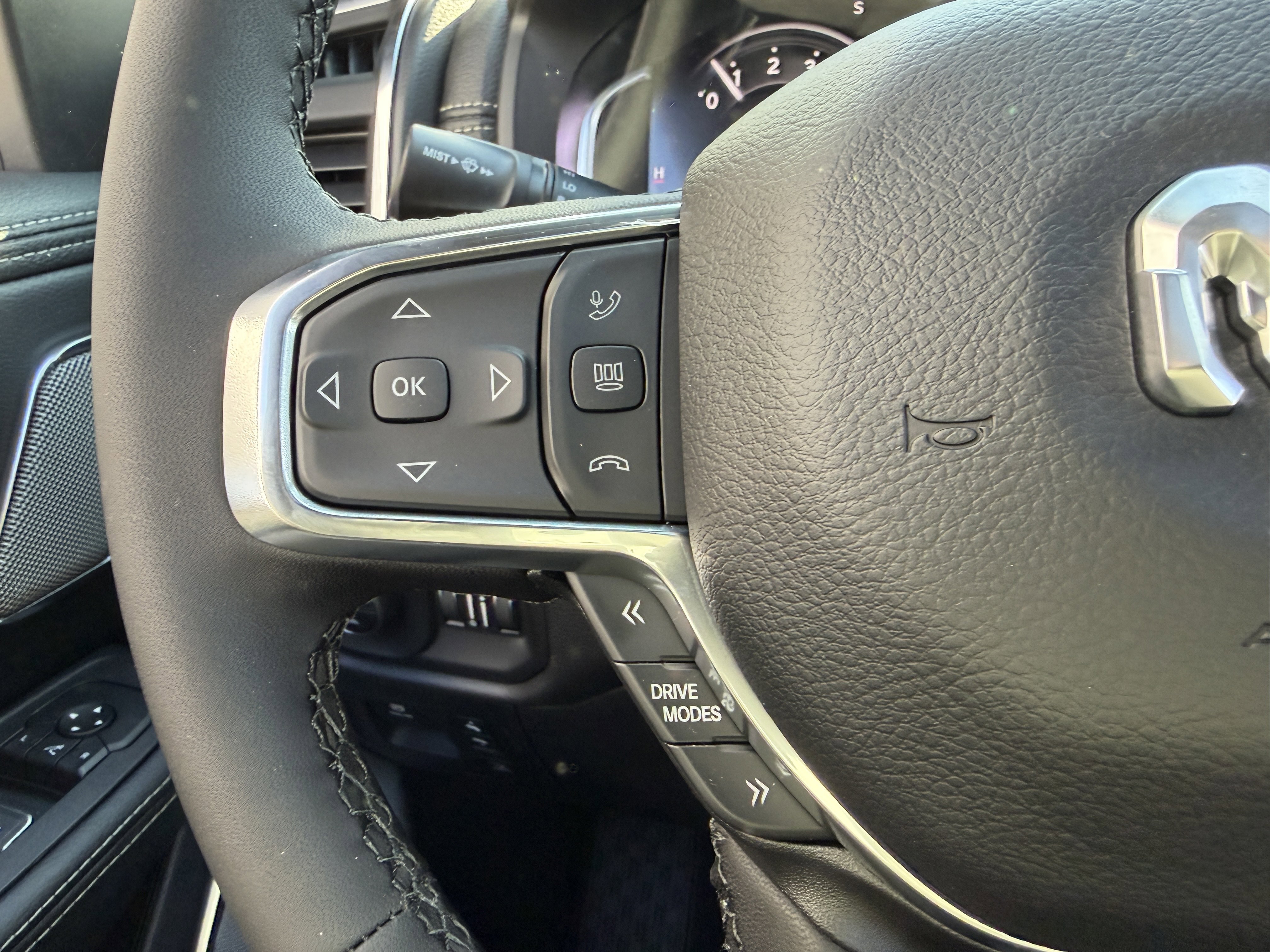 New 2026 RAM 1500 Laramie w/ Night Edition image 39