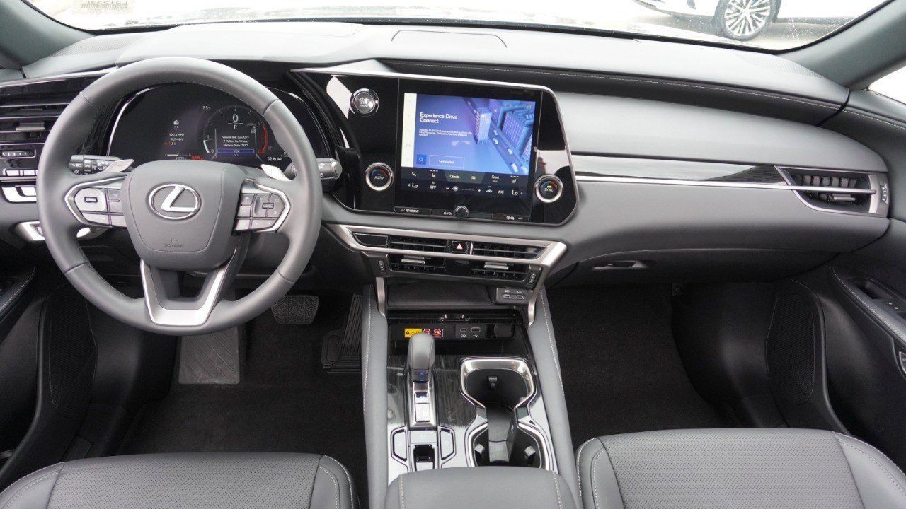 Used 2025 Lexus RX 350 FWD w/ Technology Package image 26