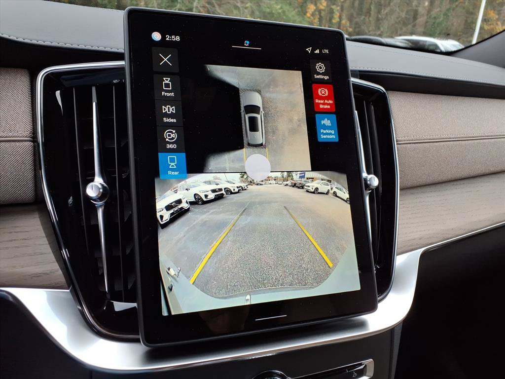 New 2026 Volvo XC90 B6 Plus w/ Protection Package Premier AWD/4WD image 19