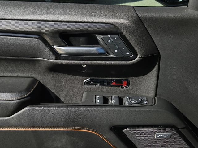 Used 2025 GMC Sierra 1500 AT4 w/ Technology Package AWD/4WD image 30