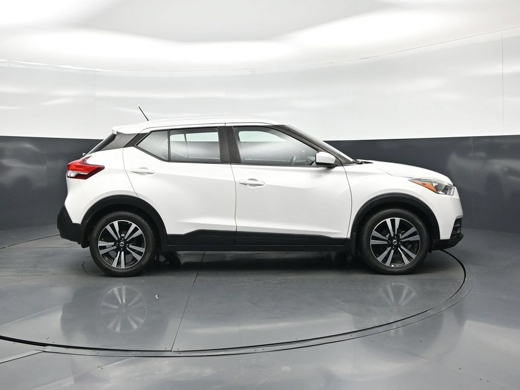 Used 2020 Nissan Kicks SV FWD image 22