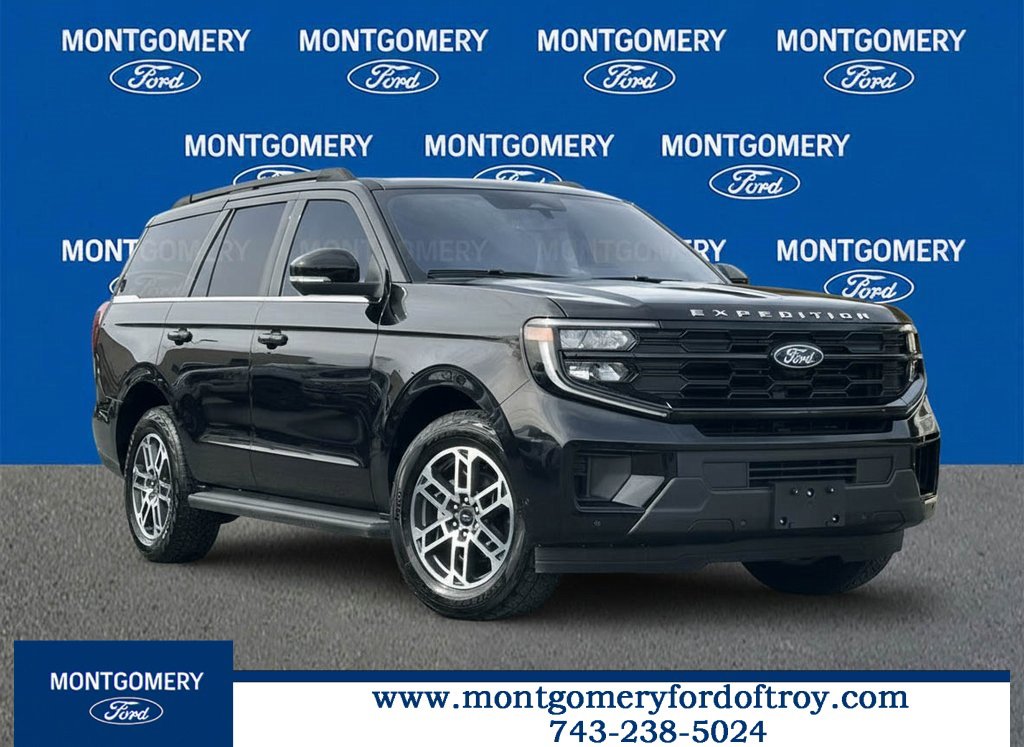 Used 2025 Ford Expedition Active