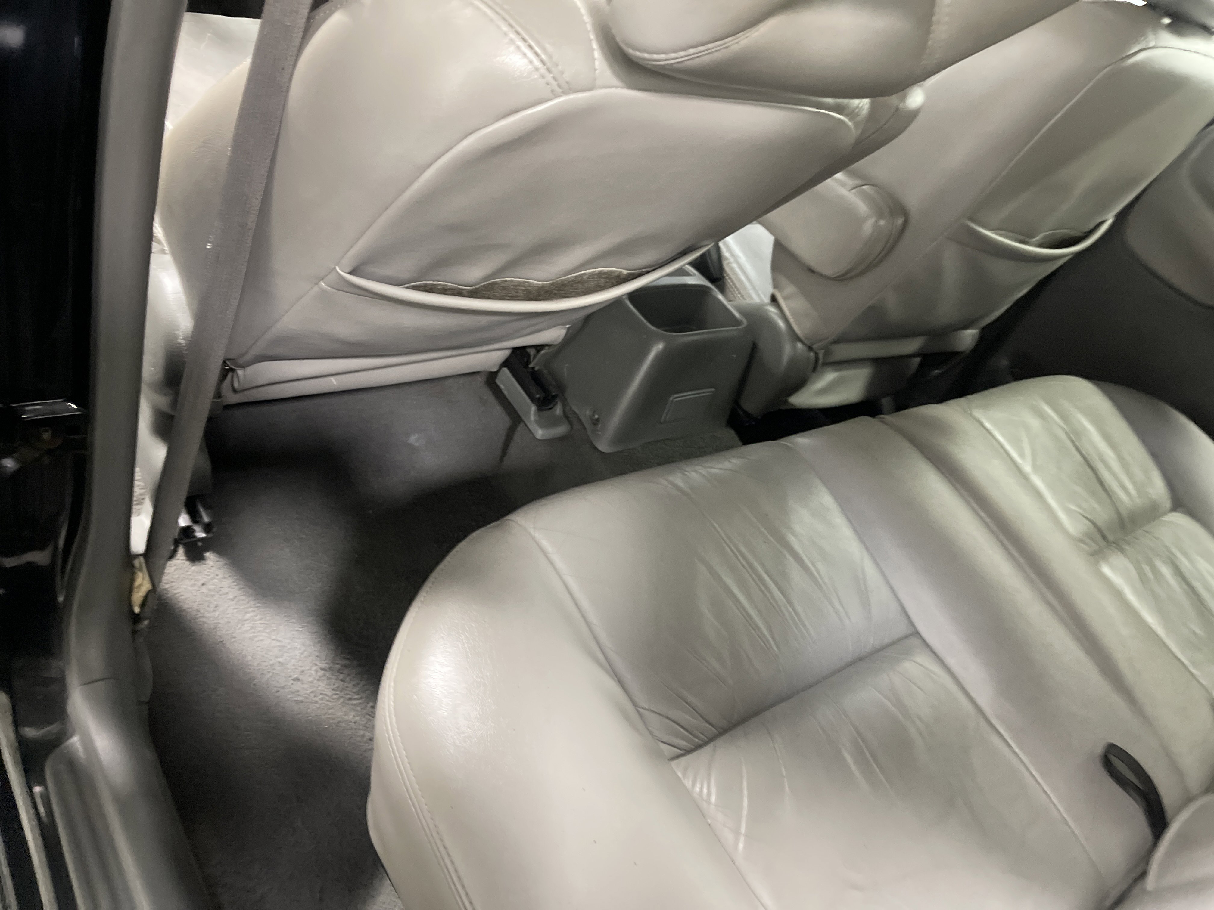 Used 2002 Chevrolet Tracker LT image 17